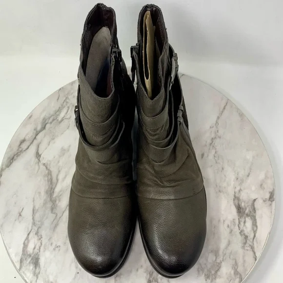 NWOT Miz Mooz Scarborough Multi Strap Olive/Brown Booties 39 Wide Moto Edgy Boho - Picture 6 of 16